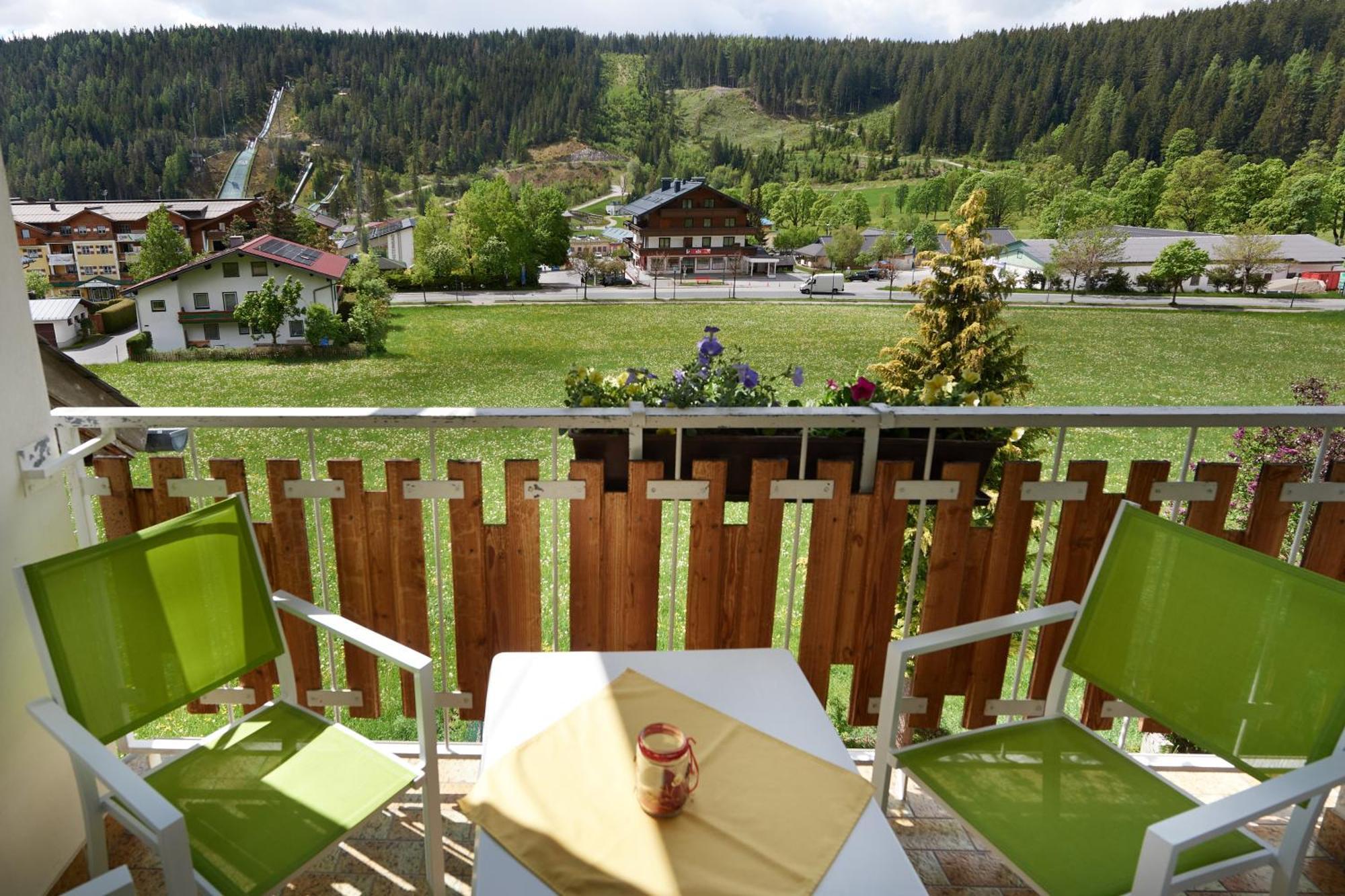 Gaestehaus Herma Ramsau am Dachstein Exterior photo