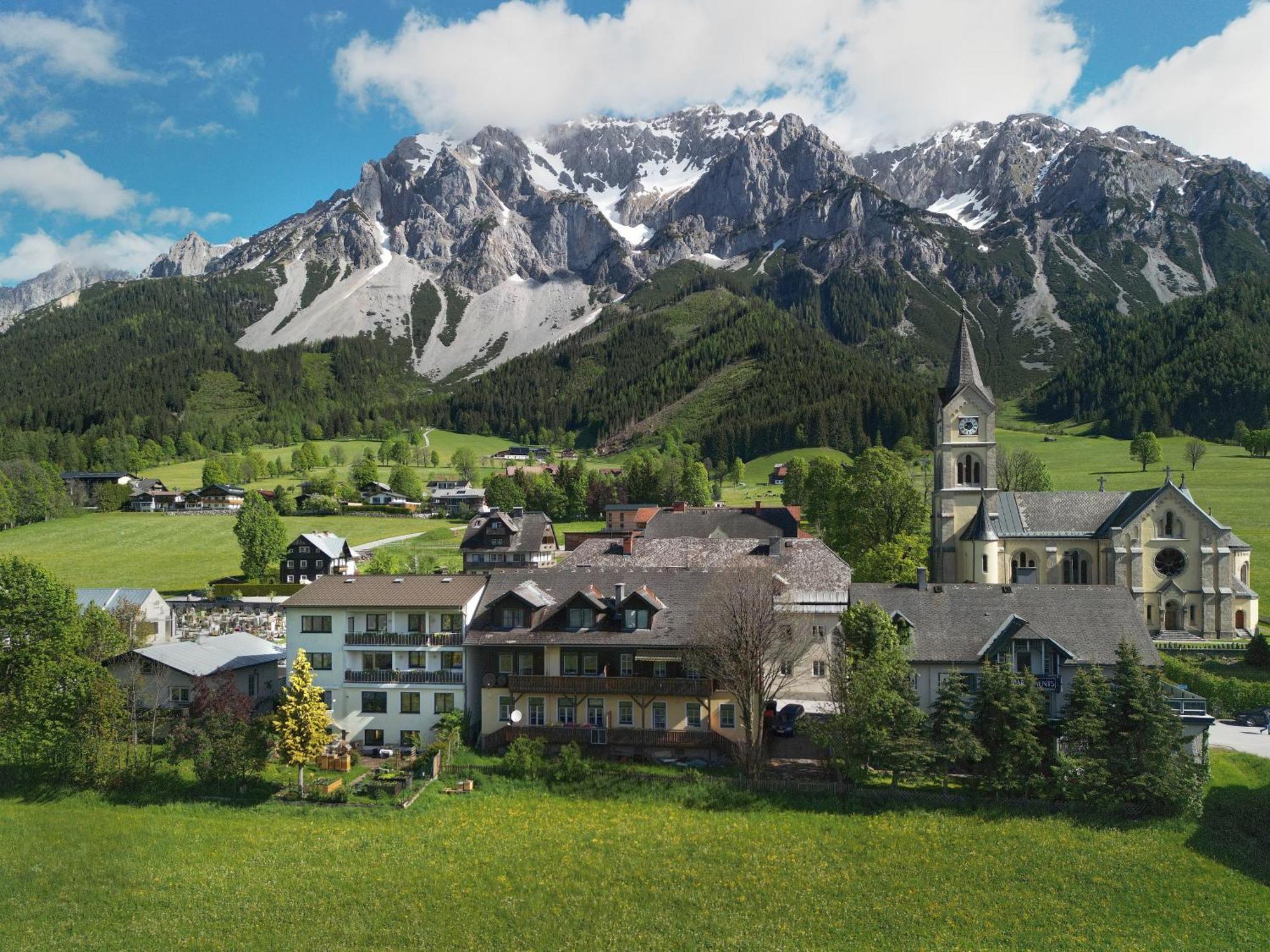Gaestehaus Herma Ramsau am Dachstein Exterior photo